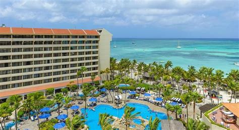 Barcelo Aruba vs Hotel Riu Palace Aruba .